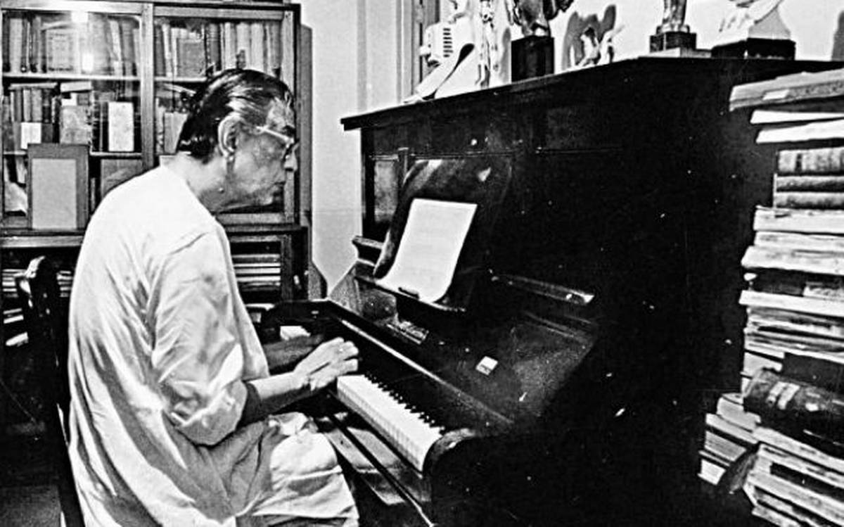 An Introduction to the Musical Concepts of Satyajit Ray